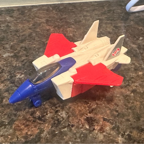 Tomy McDonald’s Commandrons Commander Magna Kids Motorized Jet - Picture 12 of 12